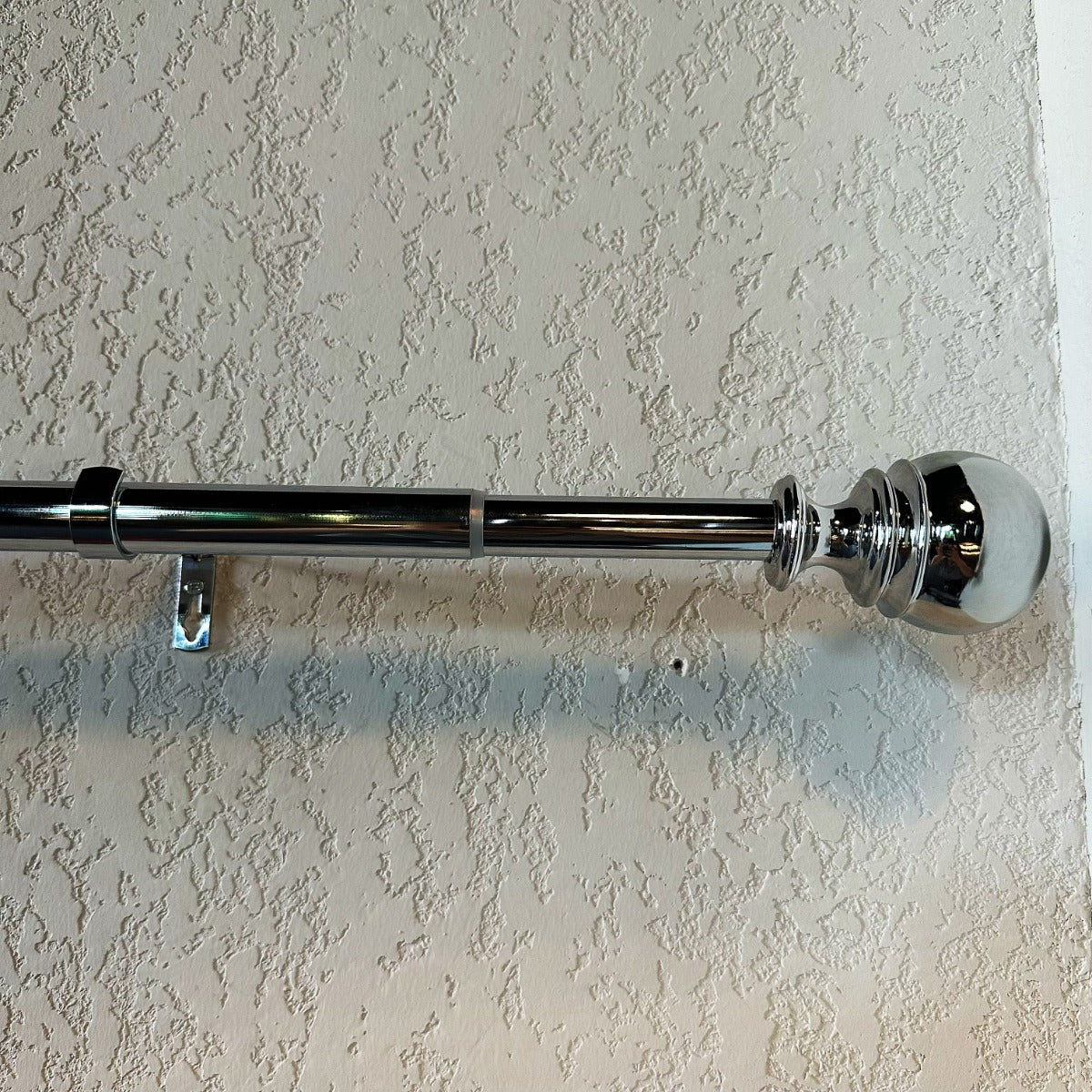 Lauren Taylor- Cromat Pole Set
