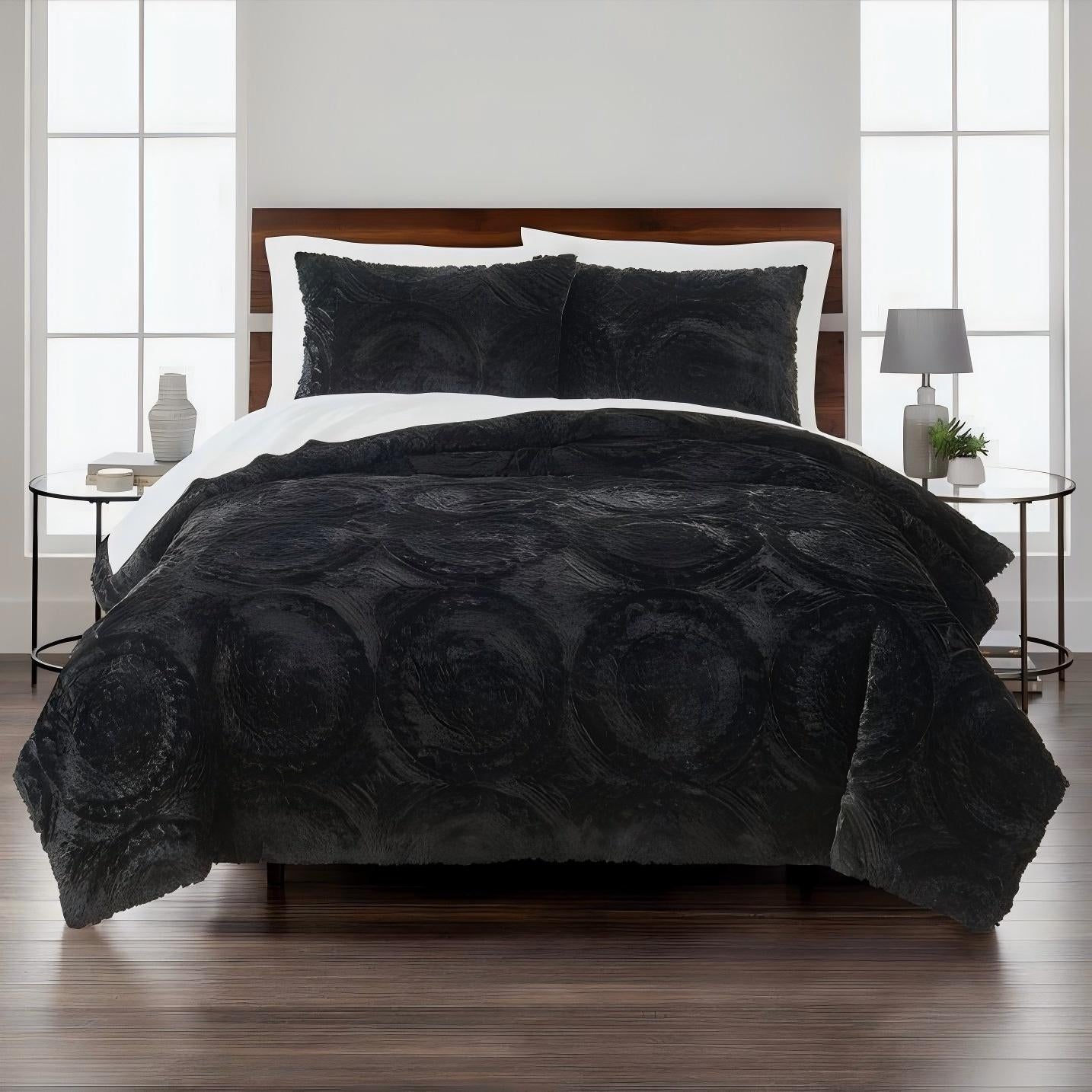 Lauren Taylor- PV Fur 3 PCS Comforter Set