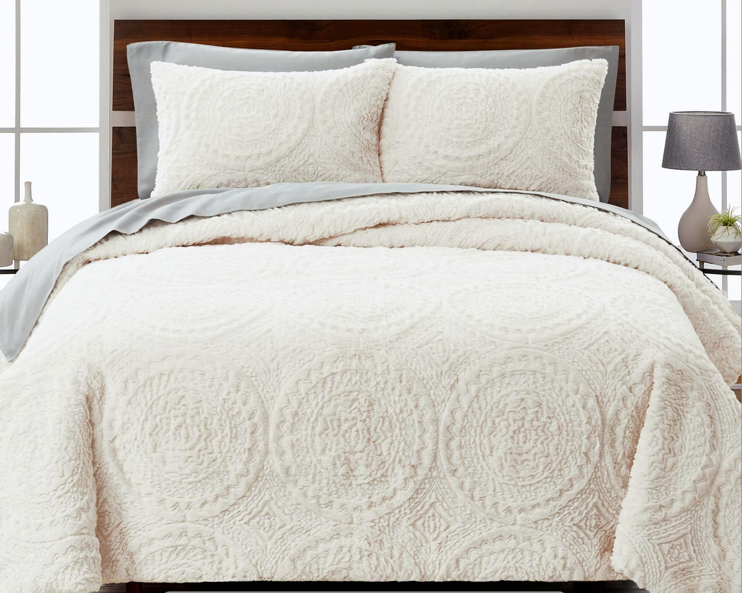 Lauren Taylor- PV Fur 3 PCS Comforter Set