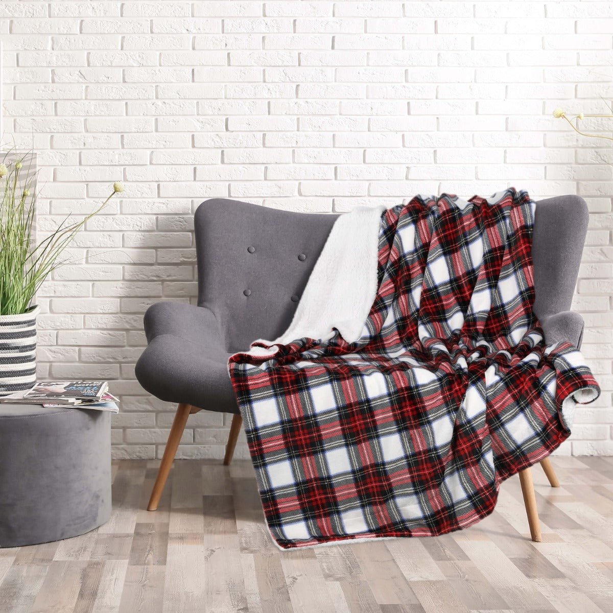 STEWART Velour/Sherpa Throw